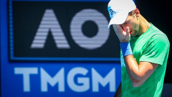 Australia i-a anulat viza lui Novak Djokovic și vrea să-l deporteze